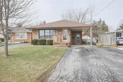 3107 KINGSWOOD Crescent, Niagara Falls, ON L2J 2H5