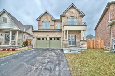 32 ANGELA Crescent, Niagara-on-the-Lake, ON L0S 1J0
