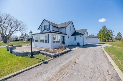 2739 NIAGARA Parkway, Fort Erie, ON L2A 5M4