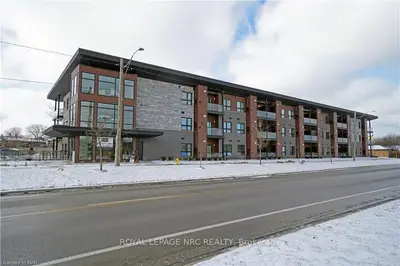 212 Lakeport Road 114, St. Catharines, ON L2N 0B4