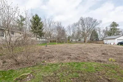 Part 1 - 31 Emmett Street, Pelham, On L0s 1e0