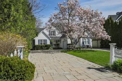 330 Gate Street, Niagara-on-the-Lake, ON L0S 1J0