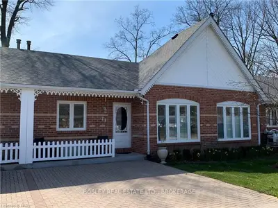 443 NASSAU Street 21, Niagara-on-the-Lake, ON L0S 1J0