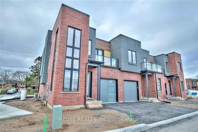1465 Station Street 10, Pelham, ON L0S 1E3