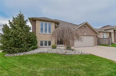 58 MICHELLE Court, Welland, ON L3C 0A2