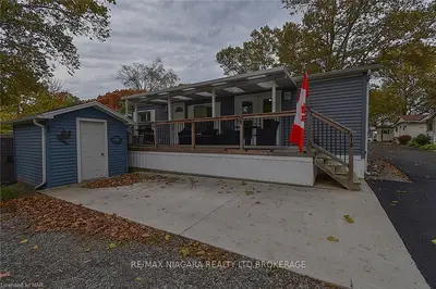 23 Four Mile Creek Road 418, Niagara-on-the-lake, On L0s 1j1