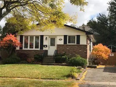 2622 Olden Avenue, Niagara Falls, On L2j 3z1