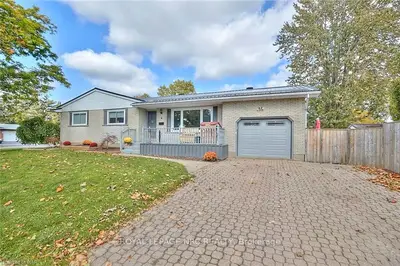 4 Woodington Place, Welland, On L3c 2j2