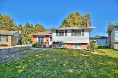 2788 FREDONIA Drive, Niagara Falls, ON L2J 3N2