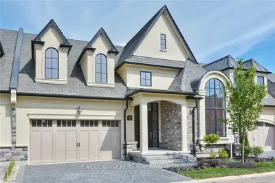24 Albion Way 7, Niagara-on-the-Lake, ON L0S 1J0