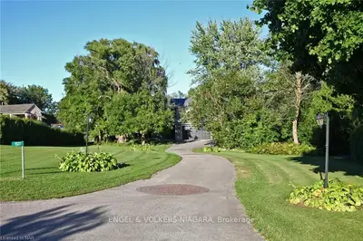 1527 Irvine Road, Niagara-on-the-lake, On L0s 1j0