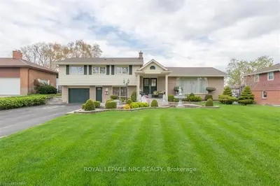 42 Runnymede Road, Port Colborne, On L3k 5c1