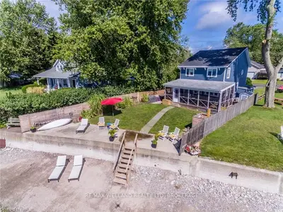 11133 CHURCHILL Avenue, Wainfleet, ON L3K 5V4