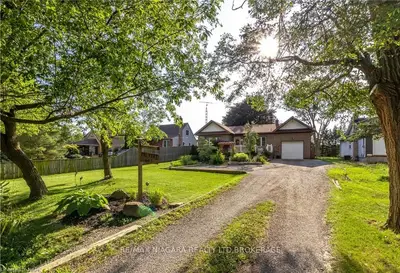 647 South Pelham Road, Welland, On L3c 3c7