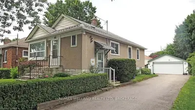 60 CLARE Avenue, Port Colborne, ON L3K 5H4