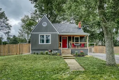 528 SCOTT Avenue, Fort Erie, ON L2A 5E9