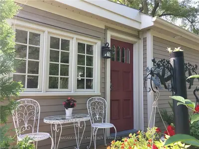 35 Delater Street, Niagara-on-the-lake, On L0s 1j0