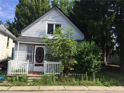 446 W Cambridge Road W, Fort Erie, On L0s 1b0
