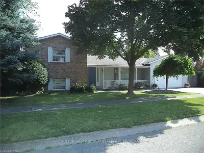 760 Charlotte Street, Niagara-on-the-lake, On L0s 1j0