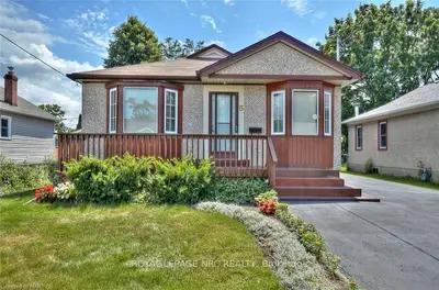6 Bernhardt Street, St. Catharines, On L2n 4p4