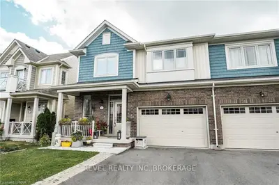 52 Cannery Drive, Niagara-on-the-lake, On L0s 1j1