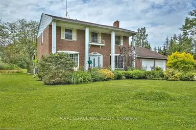 61227 Tunnacliffe Road N, Wainfleet, On L3b 5n6