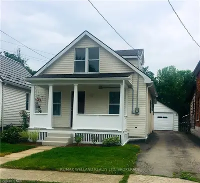 49 Mccormick Street, Welland, On L3c 4l8