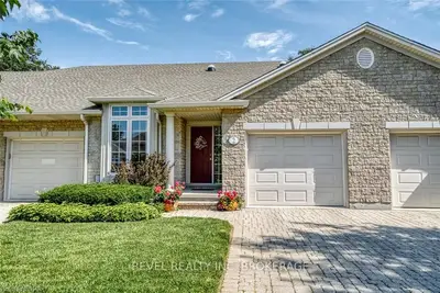 3241 MONTROSE Road 2, Niagara Falls, ON L2H 3L3