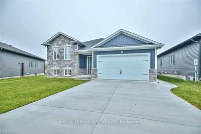 9 Heron Pointe Road, Port Colborne, ON L3K 6A9