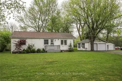 1302 OSGOODE Avenue, Fort Erie, ON L2A 5R6