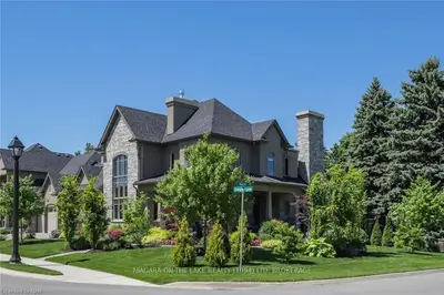 579 KING Street, Niagara-on-the-Lake, ON L0S 1J0