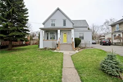 64 Steele Street, Port Colborne, On L3k 4x2