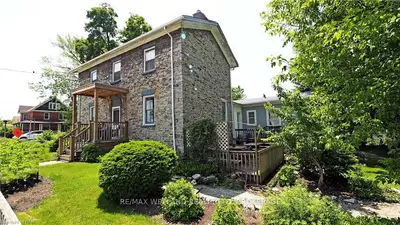 44 KING Street, Port Colborne, ON L3K 4E7