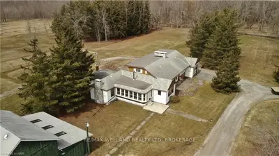 1469 SUNSET Drive, Fort Erie, ON L2A 5M4