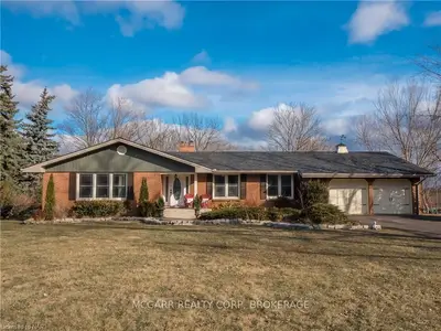 1792 YORK Road, Niagara-on-the-Lake, ON L0S 1J0