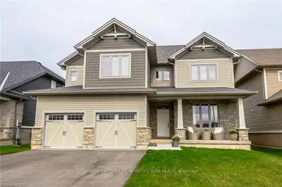 71 ANASTASIA Boulevard, West Lincoln, ON L0R 2A0