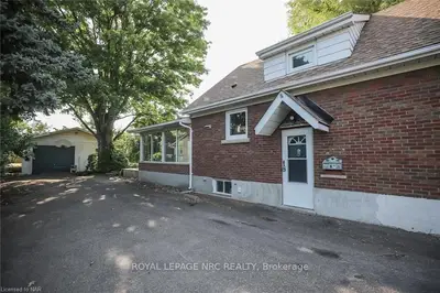 504 Ontario Street, St. Catharines, On L2n 4n2