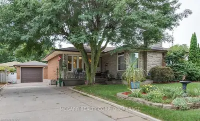 6472 BRACKEN Street, Niagara Falls, ON L2E 5J4