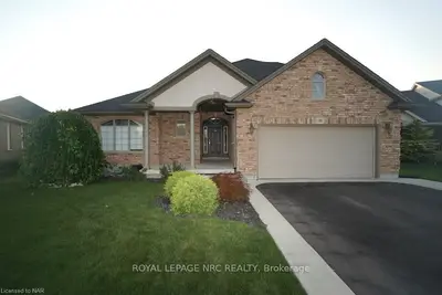39 Bellevue Court, Welland, ON L3C 7M1
