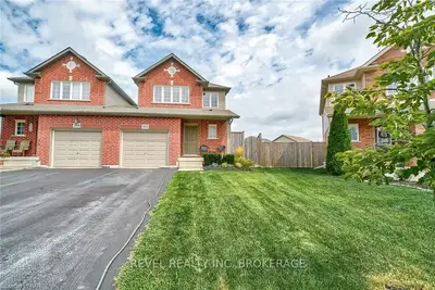 7052 BRITTANY Court, Niagara Falls, ON L2H 3N6