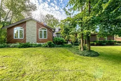 2843 Tracy Terrace, Port Colborne, ON L3K 5V3