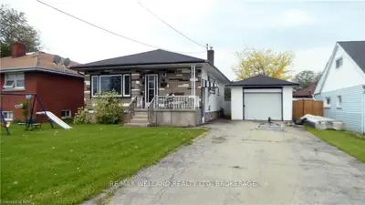 92 JAMES Street, Port Colborne, ON L3K 2E2