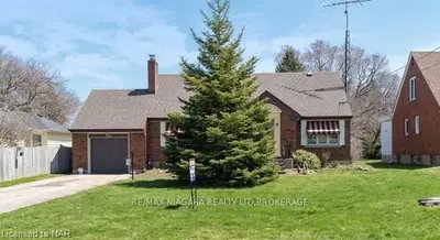 5706 WOODLAND Boulevard, Niagara Falls, ON L2G 5K8