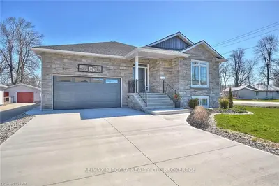 150 ALBERT Street, Fort Erie, ON L2A 5L5