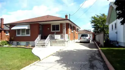 97 MERCURY Avenue, Port Colborne, ON L3K 2C6