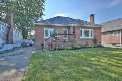 333 AQUEDUCT Street, Welland, ON L3C 1C9