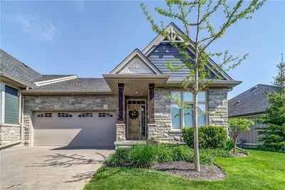 8 CRIMSON Drive, Niagara-on-the-Lake, ON L0S 1P0