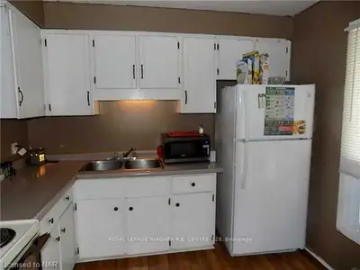 18 Barry Street 24, St. Catharines, On L2r 7j6