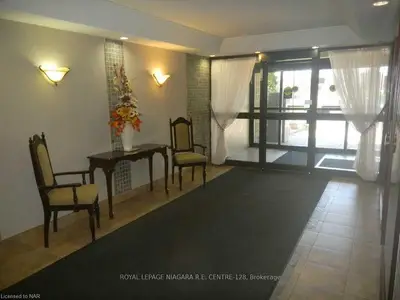 Condo Apartment in Niagara Falls