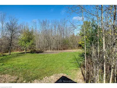 2335 Pettit Road, Fort Erie, On L2a 5m4